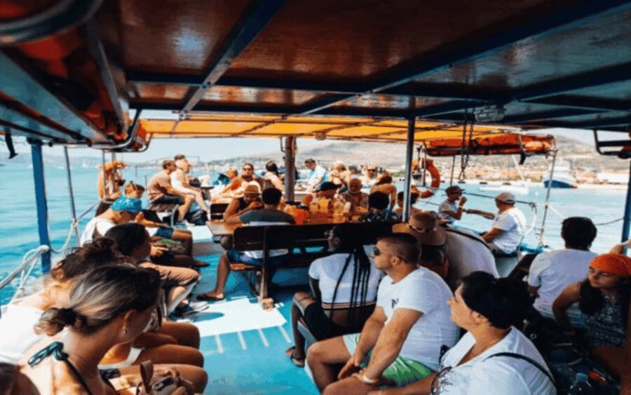 Blue Lagoon Boat Tour from Trogir with Lunch and Drinks - Visiting Blue Lagoon: Swimming and Water Activities