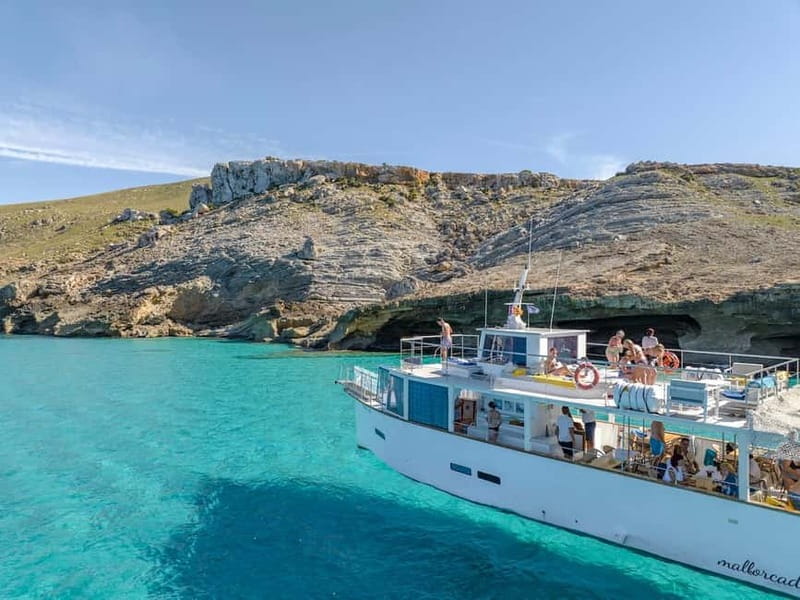 Boat day trip with drinks and lunch - From Cala Ratjada to the Stunning Beaches of Mallorca