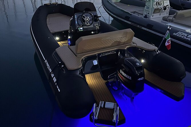 Boat rental Castellammare del Golfo, rent a boat. - Starting Point and Meeting Arrangements in Castellammare del Golfo