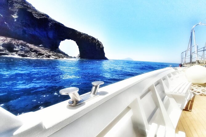 Boat Tour to Lipari and Salina DA Lipari - Exploring Salina’s Famous Bay of Pollara