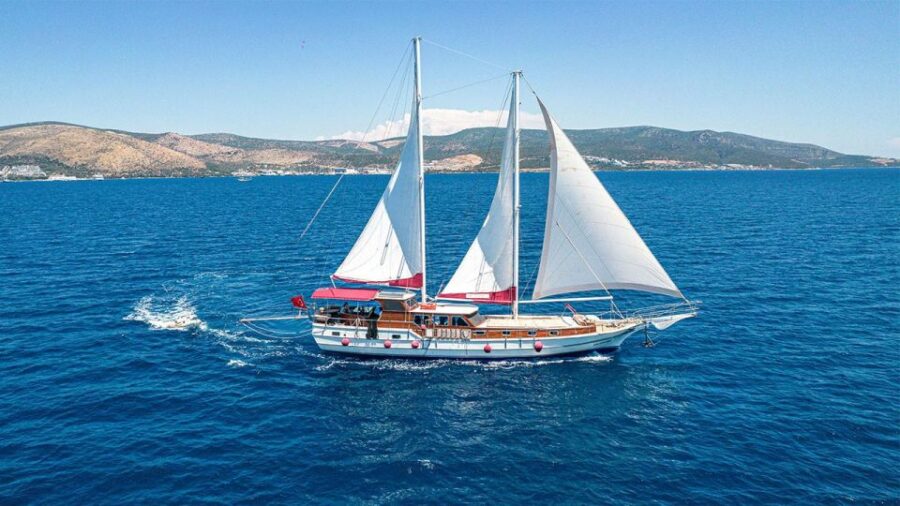 Bodrum: Bodrum Private Boat Tour with Lunch - Bodrums Most Beautiful Bays and Coastal Views