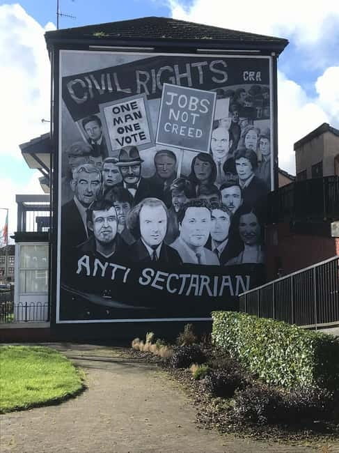 Bogside Political Tour - Visiting Free Derry Corner’s Historic Significance