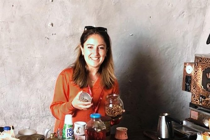 Bohemian Istanbul: Fener and Balat's Charm-Private Walking Tour - Visiting the Vlaherna Meryem Ana Church: A Byzantine Shrine