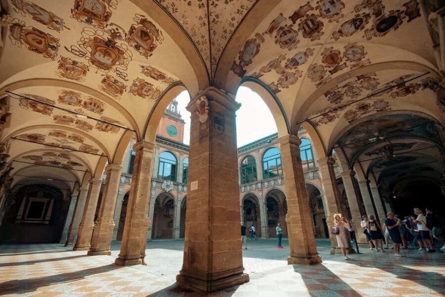 Bologna: Archiginnasio guided group tour - Bologna’s Academic Traditions and the Oldest University