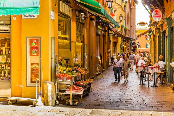 Bologna Food & Cultural Walking Tour - Visiting Torre Galluzzi and Its Small Square