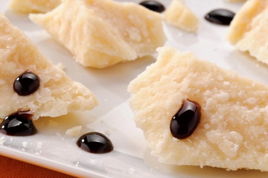 Bologna: Self-Guided Food Tasting Tour with Vouchers - The Food Tastings: From Cold Cuts to Sweet Treats