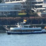 Bonn: Winter tour by boat with mulled wine - Departing from Bonns Old Customs Area at Alten Zoll