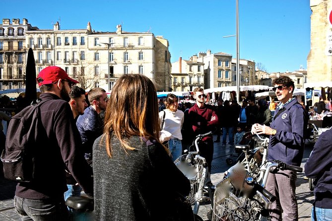 "Bordeaux by bicycle: a 3-hour tour immersive experience" - The Cultural and Gastronomic Heart: La Cite du Vin and Darwin