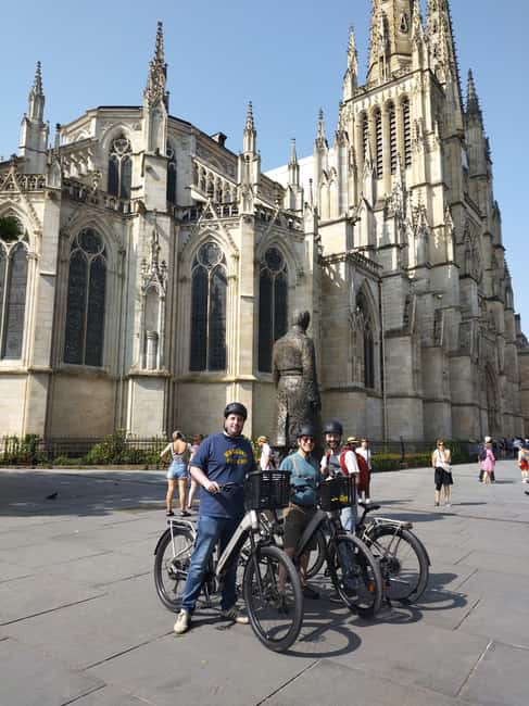 Bordeaux by Gravel Bike : Monumets, vineyards & wine tasting - Starting Point and Meeting Details