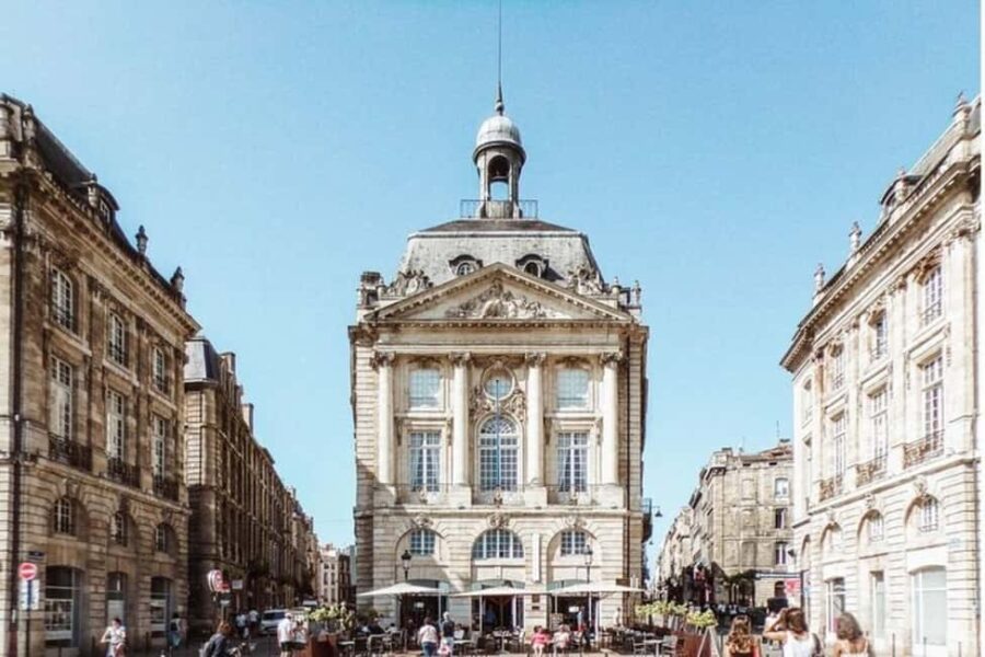 Bordeaux : Must-See Attractions Walking Tour - Exploring Bordeaux’s Architectural Highlights
