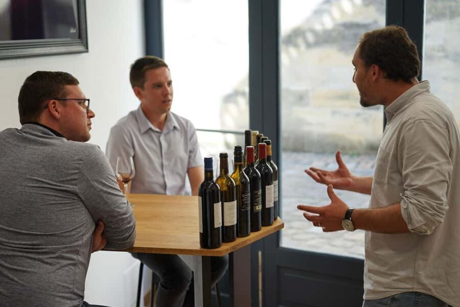 Bordeaux: Private Wine Tour in Saint Emilion - The Expert Guides and Bilingual Experience