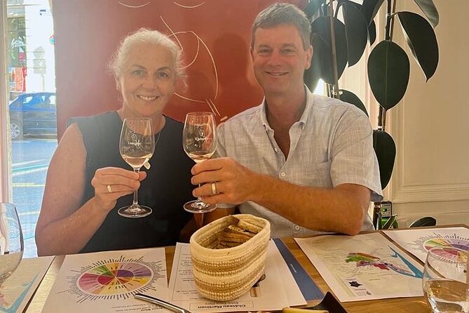 Bordeaux: Wine tasting with a DipWSET, CMS Certified Sommelier - Exploring Bordeauxs Wine Region in a Compact Workshop