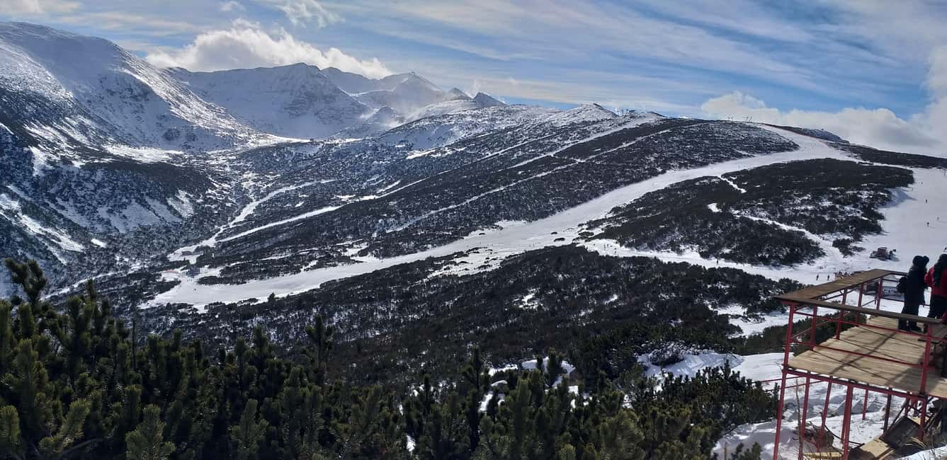 Borovets: Private Ski Lesson with Instructor - Starting Point at the Ski Shop Next to Sangria Restaurant