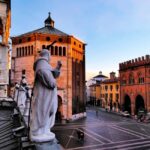 Botteghe e Sapori: Viaggio nella Cremona Artigiana - The Artisans of Cremona: Generations and Stories