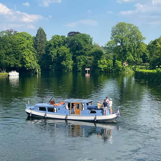 Bourne End: Private Dutch Barge River Cruise with Skipper - Scenic Stops Along the Thames: Cliveden, Bray, Marlow, and Henley-on-Thames