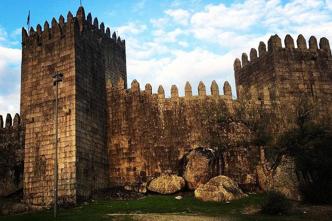 Braga and Guimarães Private Tour From Porto - Lunch Break at Igreja da Misericordia de Braga