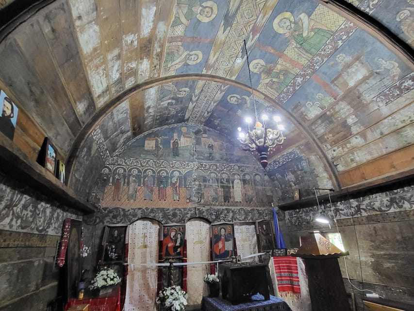 Bran - One Castle, Two Stories: Dracula and Queen Mary! - Key Points