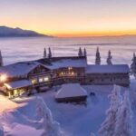 Braov: Milk Cave Guided Tour with Postvarul Hut Visit - Relaxing at Postvarul Hut with Mountain Views