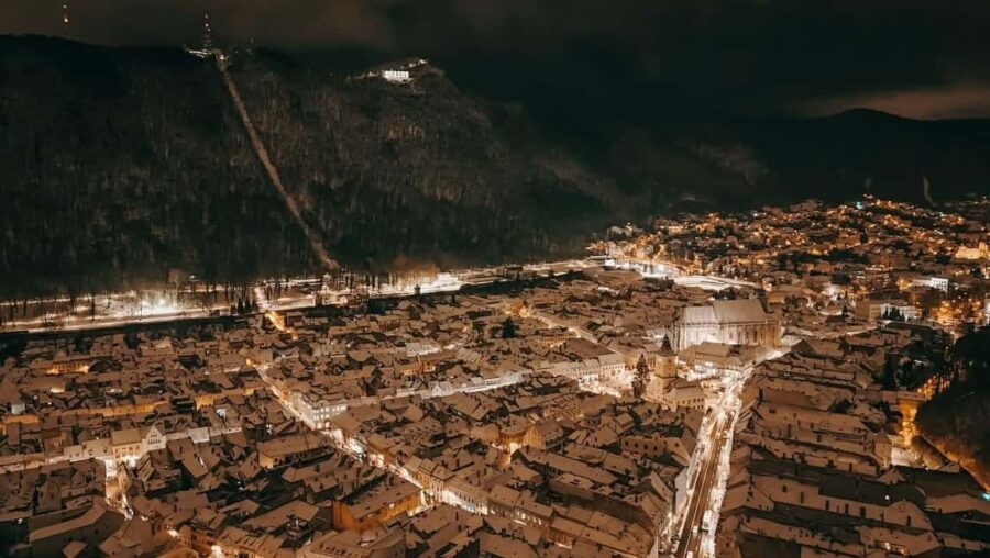 Braov: Night Hike to the Braov Sign with Guide - Starting Point: The Meeting at Star Mall Intersection
