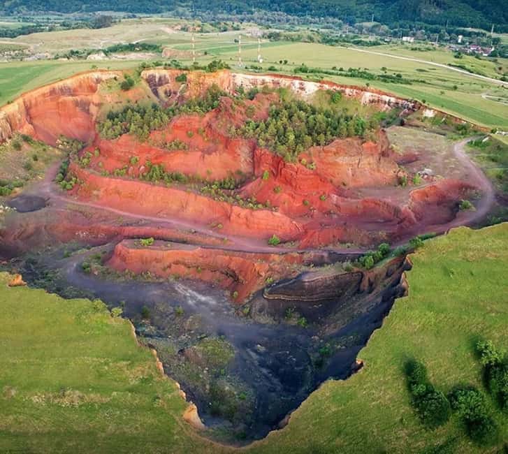 Braov: Raco Country Day Trip with Snacks and Wi-Fi - Visiting the Emerald Lake’s Vibrant Green Waters