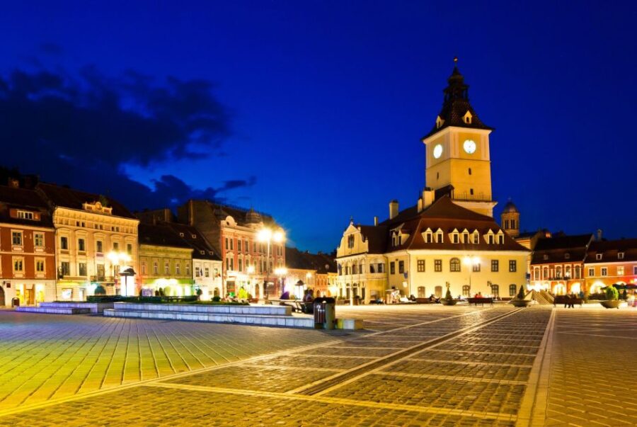 Brasov: Candlelight Tour of Medieval Architecture - Exploring the Medieval Architecture of Brasov by Candlelight