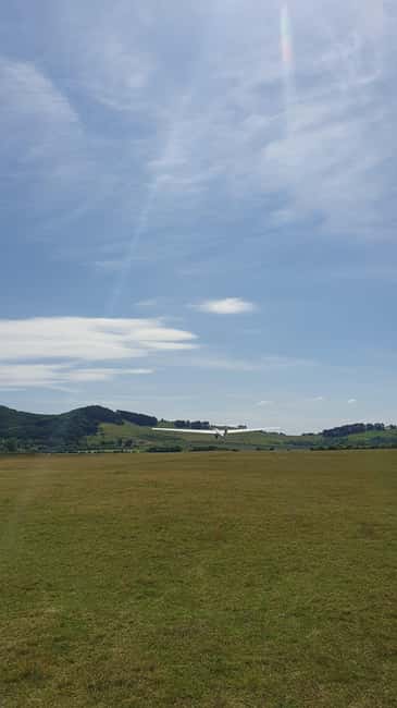 Brasov: Glider Flight Experience at Sanpetru Airfield - Professional and Friendly Guides Ensure a Safe Ascent