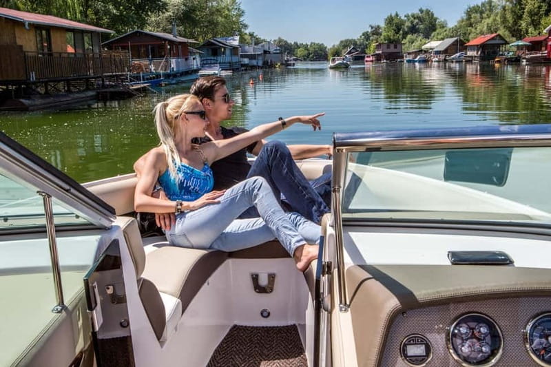 Bratislava by a Private Speedboat - Scenic Highlights of the Danube in Bratislava