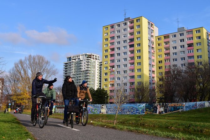 Bratislava Identity Bike Tour - Exploring Bratislavas Top Sites by Bike