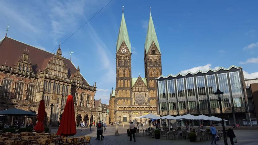 Bremen's Old Town: the best bits of the historic city center - Starting at Bremen’s Market Square: The Heart of the Old Town