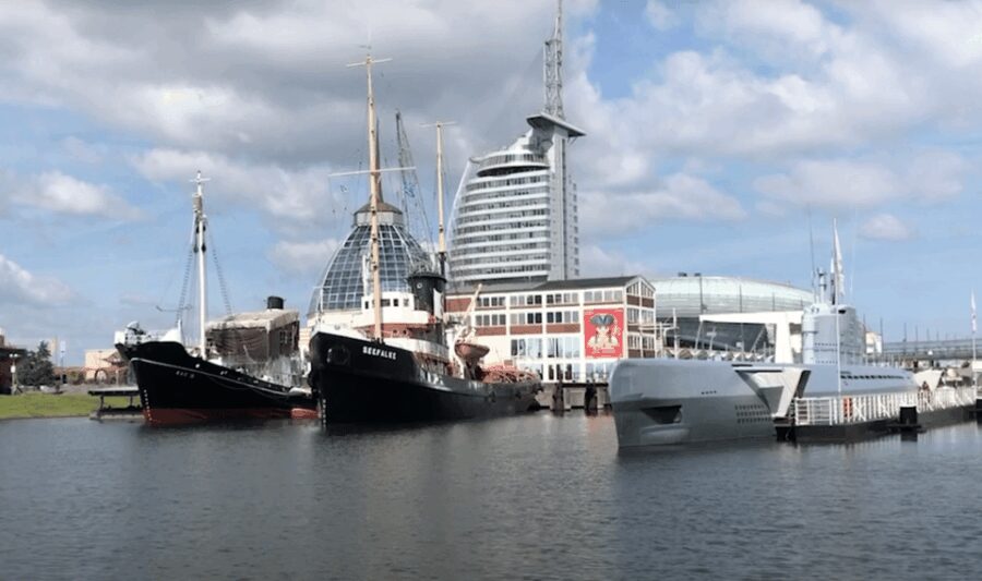 Bremerhaven: Sailor's yarn, legends and sea walking tour - Bremerhaven’s Maritime Myths and Adventures