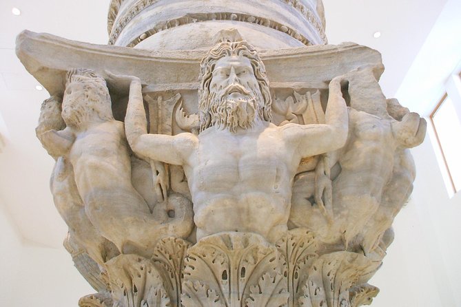 Brindisi 2-hour private tour: the most important Roman Empire port - Starting Point at the Colonne Romane