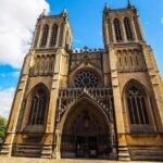 Bristol : Sightseeing Custom Tour with a Local Guide - Highlights of Iconic Bristol Landmarks