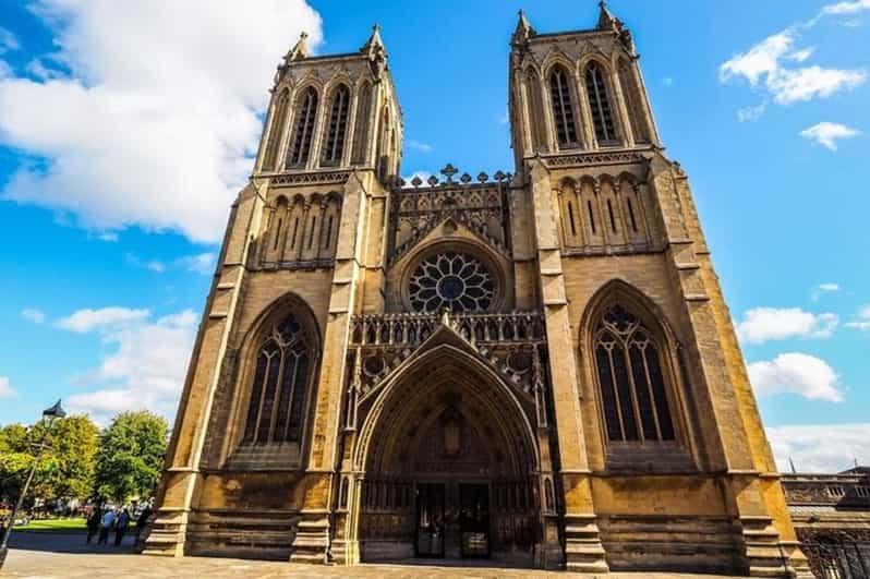 Bristol : Sightseeing Custom Tour with a Local Guide - Highlights of Iconic Bristol Landmarks