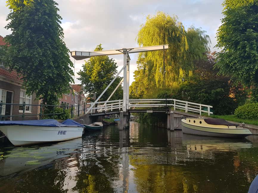 Broek in Waterland: Kayak Rental Close to Amsterdam - Broeker Bootverhuur: The Starting Point for Waterland Exploration