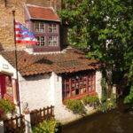 Bruges: Christmas Market Private Walking Tour - From the Old Town to the Festive Market Stalls