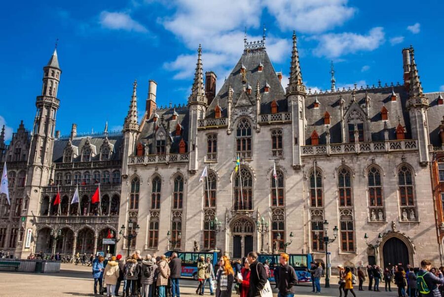 Bruges Day Trip from Paris, Historium VR, Choco|Beer tasting - Exploring Historium Bruges: Virtual Reality into the Medieval Past