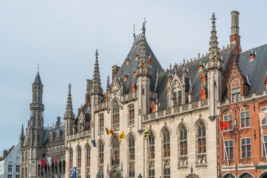 Bruges: Guided Rickshaw Tour - Convenient Meeting Point and End Location
