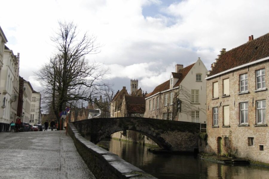 Bruges: Private Interactive Trivia City Tour - Discovering Bruges Medieval Past Through Quiz Questions