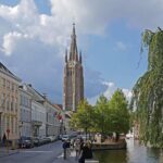 Bruges UNESCO Treasures: Exclusive Private Walking Tour - Discover Bruges’s Picturesque Canals and Historic Streets