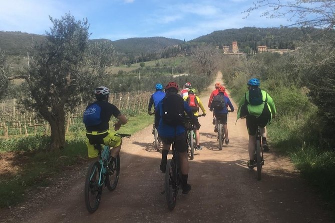Brunello E-Bike Tour - Starting Point at Punto Sosta Camper in Montalcino