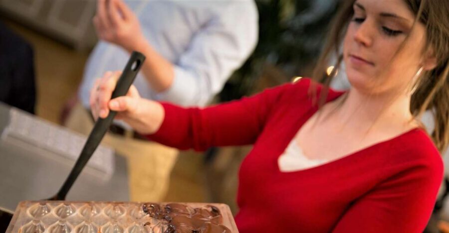 Brussels: Chocolate Workshop and Guided Walking Tour - Starting at the Heart of Brussels: GrandPlace