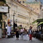 Bucharest 3-hours Walking Tour (Small Groups) - Discovering St. Anthony’s Church and the Ruins of the Royal Court