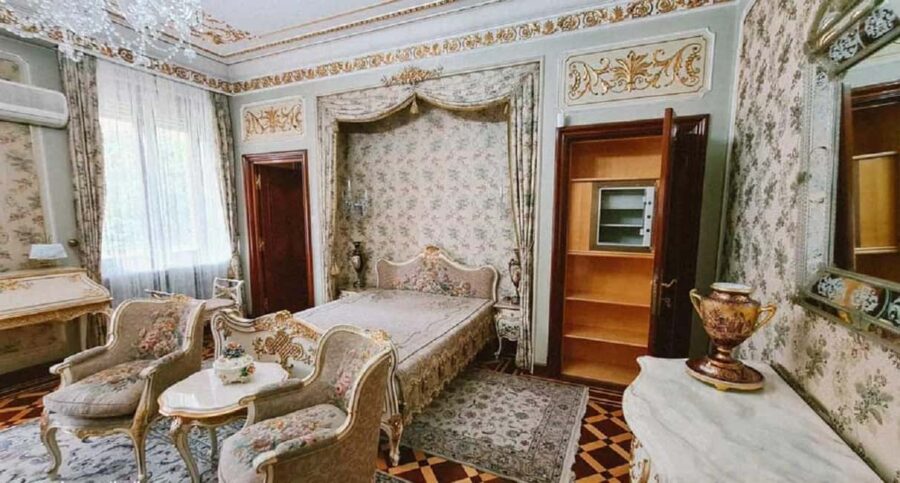 Bucharest Ceauescu House Parliament Palace &Village Museum - Visiting the Dimitrie Gusti Village Museum in Herastrau Park