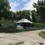 Bucharest city tour: Hop-on Hop-off sightseeing minibus - Exploring Bucharests Iconic Landmarks with a Live Guide