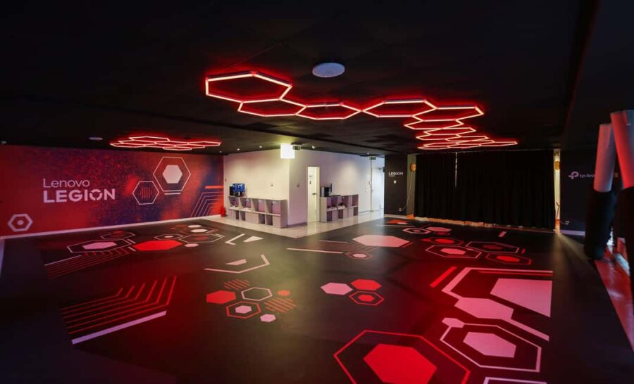 Bucharest: Family VR Adventure with Refreshments - Locations and Worlds in the Virtual Reality Adventure