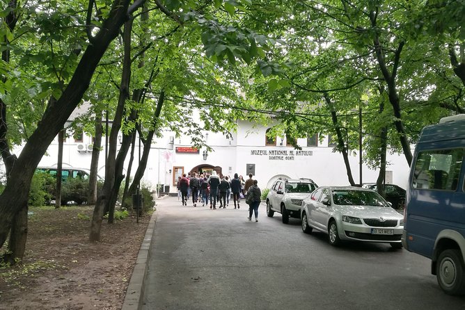 Bucharest Highlights Half-Day City Tour with Pickup - The Tour Starts with Hotel Pickup at 9:00am in Bucharest