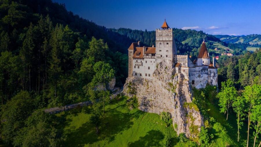 Bucharest - Pele Castle-Dracula Castle-Black Church Brasov - Visiting Pele Castle in Sinaia