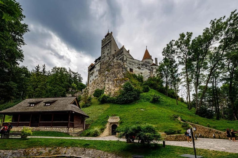 Bucharest: Peles & Dracula's Castle and Brasov Full-Day Trip - Bran Castle: The Fabled Home of Dracula