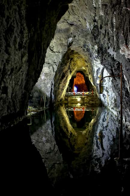 Bucharest: Slanic Salt Mine & City Tour with Hotel Pickup - Exploring the Slanic Salt Mine’s Salt Chambers