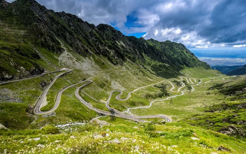 Bucharest: Transfagarasan Road & Balea Lake - Private Tour - Visiting Bâlea Lake and Its Glacier Origins